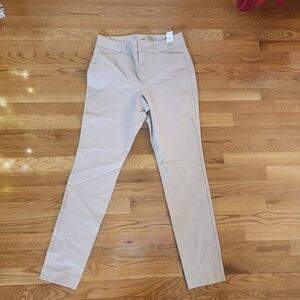 D1 - Old Navy High Rise Beige Jeans